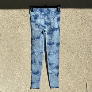 Tie dye scrunch leggings